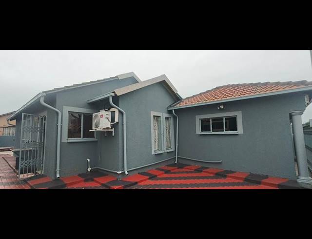 3 BEDROOM HOUSE FOR SALE IN ELANDSPOORT
